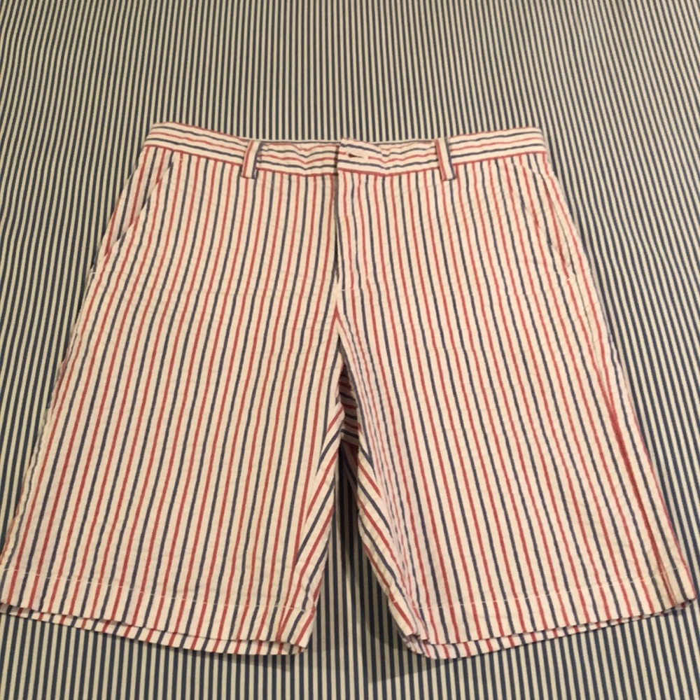 Boys’ Vineyard Vines seersucker shorts